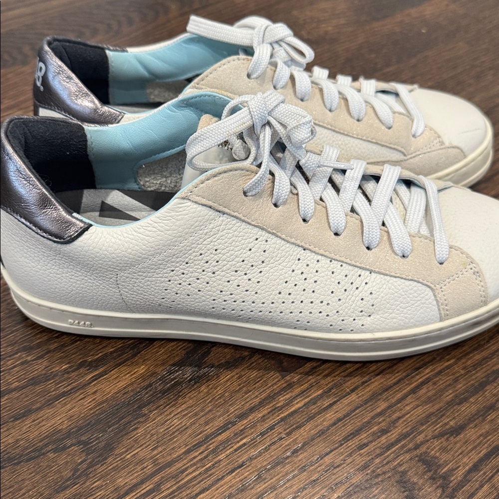 P448 John low-top sneakers white leather upper with light blue size 39 8.5